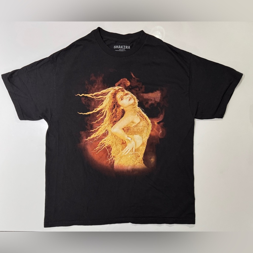 Shakira Her Hips Don’t Lie World Tour Shirt San Antonio Edition XL Preowned